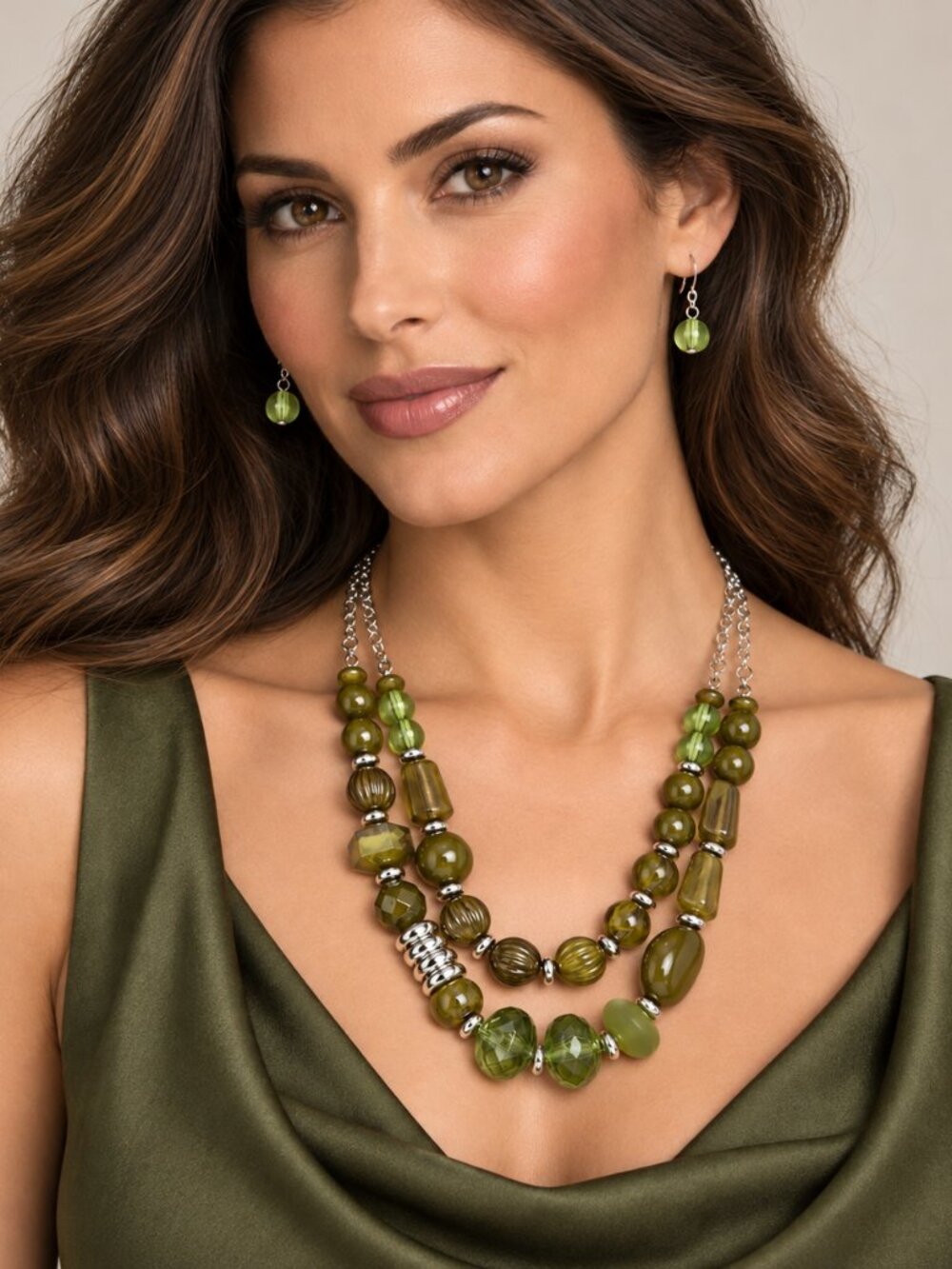 Pina Colada Paradise Green Necklace & Earrings - Picture 4 of 6